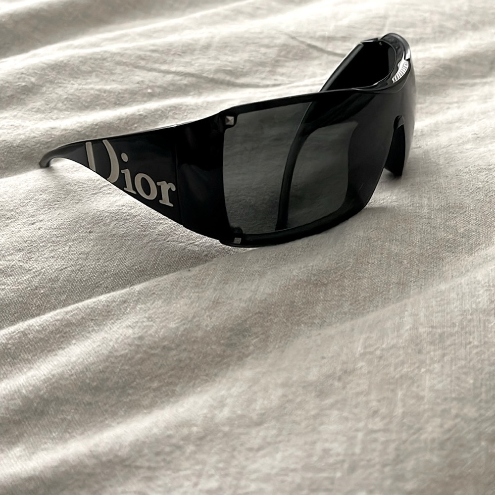 Dior Oversized Shield Sunglasses – Black Logo Arm – Authentic